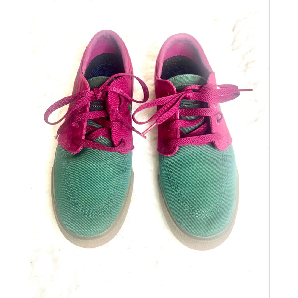 Nike SB Zoom Janoski OG By You
Custom Men's Skate Shoes Size 7.5